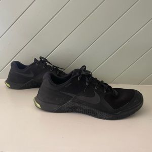 Nike Black Metcon 2 Flywire Shoes, Size 11